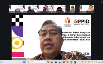 Tangkap layar zoom meeting  kegiatan Peningkatan Kapasitas dan Persiapan Pengisian Self Assessment Questionnaire (SAQ) Keterbukaan Informasi Publik yang diselenggarakan oleh Bawaslu Provinsi Jawa Barat (9/07/2026)