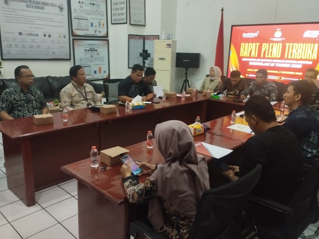 Menjaga Hak Pilih Warga: Bawaslu Kota Banjar Kawal Pleno PDPB Triwulan III 2025