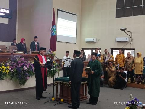 pengambilan sumpah dan janji pengangkatan Ketua DPRD Kota Banjar sisa masa jabatan tahun 2024-2029, Sutopo, S.IP