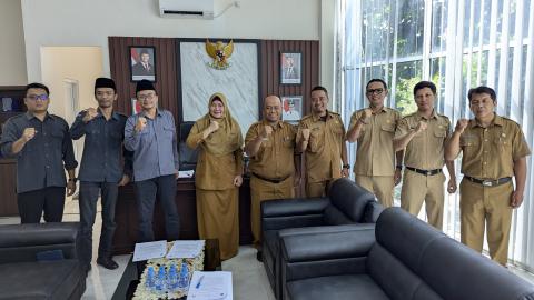 Bawaslu Kota Banjar Launching Pojok Pengawasan Bersama Dinas Perpustakaan dan Kearsipan Daerah