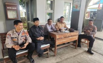 kordiv HP2HM kota Banjar saat melaksanakan konsolidasi demokrasi dengan pihak sekolah MAN Kota Banjar