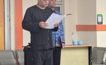Kordiv PPPS Bawaslu Kota Banjar, Solehan Saat Memberikan Amanat Upacara PEringatan HUT Ke 81 RI (17/08/2026)