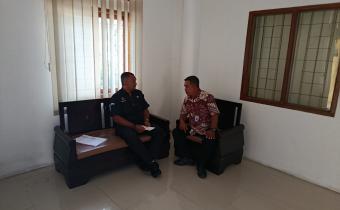 Staf Bawaslu Kota Banjar saat Melaksanakan Uji Petik di Desa Waringinsari (27/08/026)